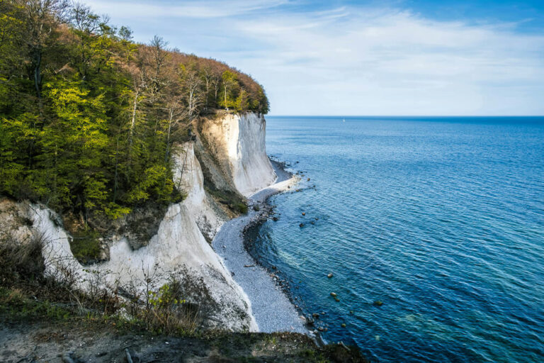 Kreidefelsen Rügen – Parken, Strandweg, Wanderung & per Schiff